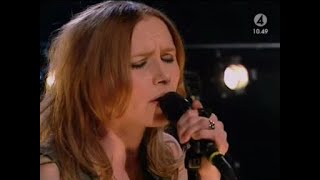 The Cardigans - Losing A Friend (Live Nyhetsmorgon 2005)