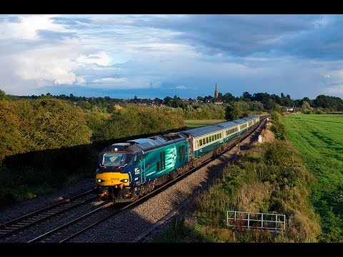 68009 on 17:50 London Marylebone-Banbury at Kings Sutton 02-Sept-15