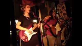 Chorusgirl - No Moon (Live @ Paper Dress Vintage, London, 28/02/14)