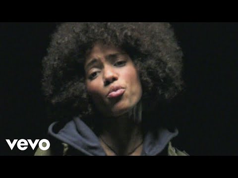 Nneka - The Uncomfortable Truth (Videoclip)