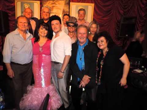 Min Shaw – In the Garden