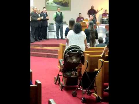 Pastora Jackie Tapia en la Iglesia Pentecostal Luz & Verdad Inc. 6/29/2017.