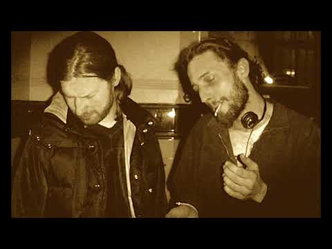 Aphex Twin / Luke Vibert - DJ Mix Live at Pukkelpop, Belgium 08/22/2002