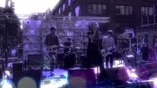 Girl Band - De bom bom