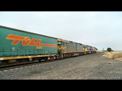 Pacific National 6PM6 Container Freight Train - PoathTV Australian Railways