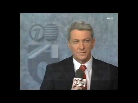 Collingwood/Essendon rivalry before the start of the 1990 Grand Final.