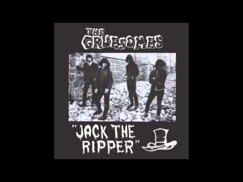 The Gruesomes-Things She Does To Me