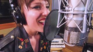 Halestorm - Do Not Disturb (Acoustic Performance)