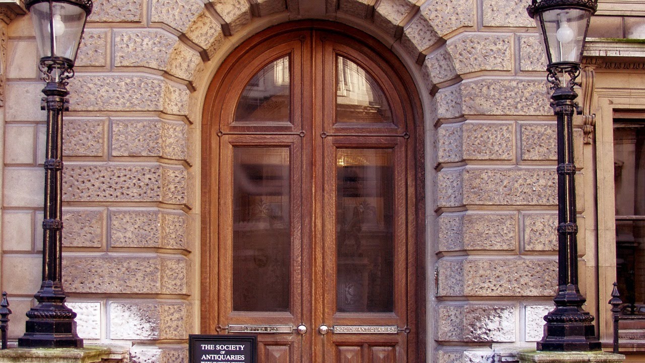 Cambridge College Gardens: A History from Medieval and Tudor Times