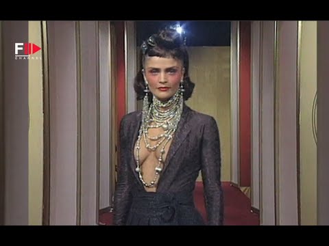 Vintage in Pills CHRISTIAN DIOR Fall 1997 - Fashion Channel