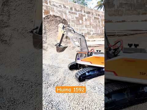 HUINA 1592 RC Excavator 1:14 Scale 22 Channels 2.4G Semi-Alloy Remote control Engineering Crawler