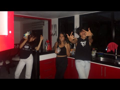 23 casi 24 horas en casa de Naomi mol *sale mal*