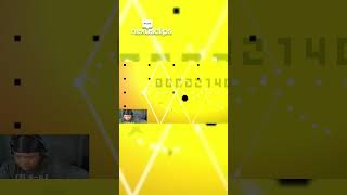 Bit. Trip Void: Final Boss Super-Ego Done. I beat the game Yay  #shorts