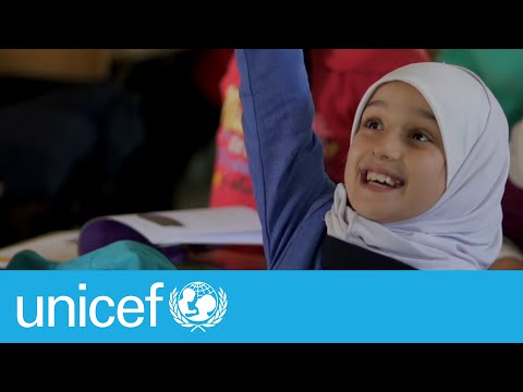 Migrant and displaced children | UNICEF