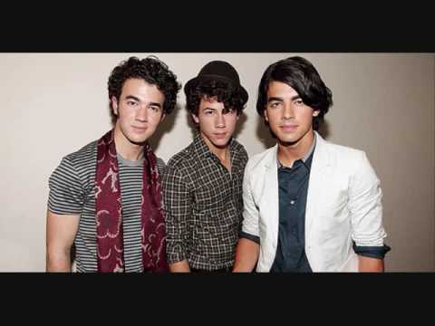download lagu mp3 mp4 Jonas Brothers A Little Bit Longer Full Album Download, download lagu Jonas Brothers A Little Bit Longer Full Album Download gratis, unduh video klip Jonas Brothers A Little Bit Longer Full Album Download