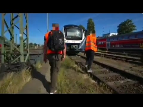 MEIN 2. ICH #graff #graffiti #mein2.ich #mein2ich #spraydaily #clok #graffitiart #train #berlin #puc