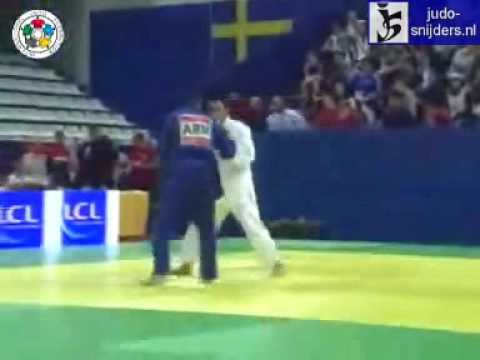 Judo 2009 Paris: Yeghiazaryan (ARM) - Kawakami (JPN) [-81kg].