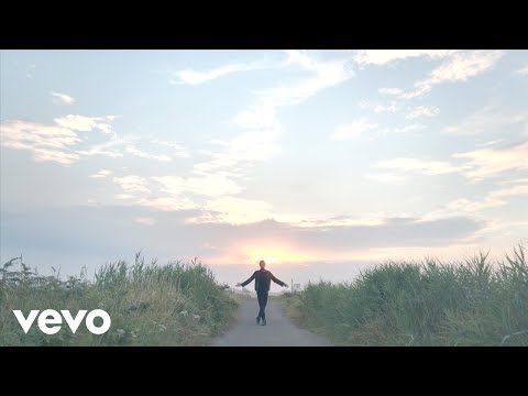 download lagu mp3 mp4 Nick Hodgson Tell Your Friends, download lagu Nick Hodgson Tell Your Friends gratis, unduh video klip Nick Hodgson Tell Your Friends
