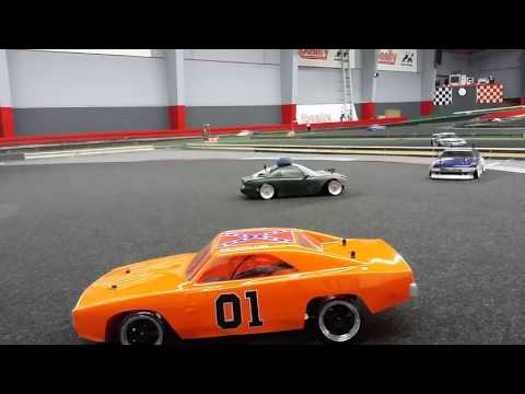 HPI RS4 Sport 3 Flux drifting at PKRacing Dordrecht