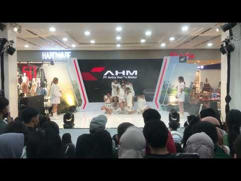 [220730] fromis_9 (프로미스나인) - 'DM (Doesn’t Matter)' Cover by CKW SQUAD