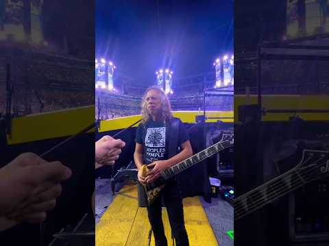 KIRK HAMMETT, do you want bananas? #kirkhammett #metallica