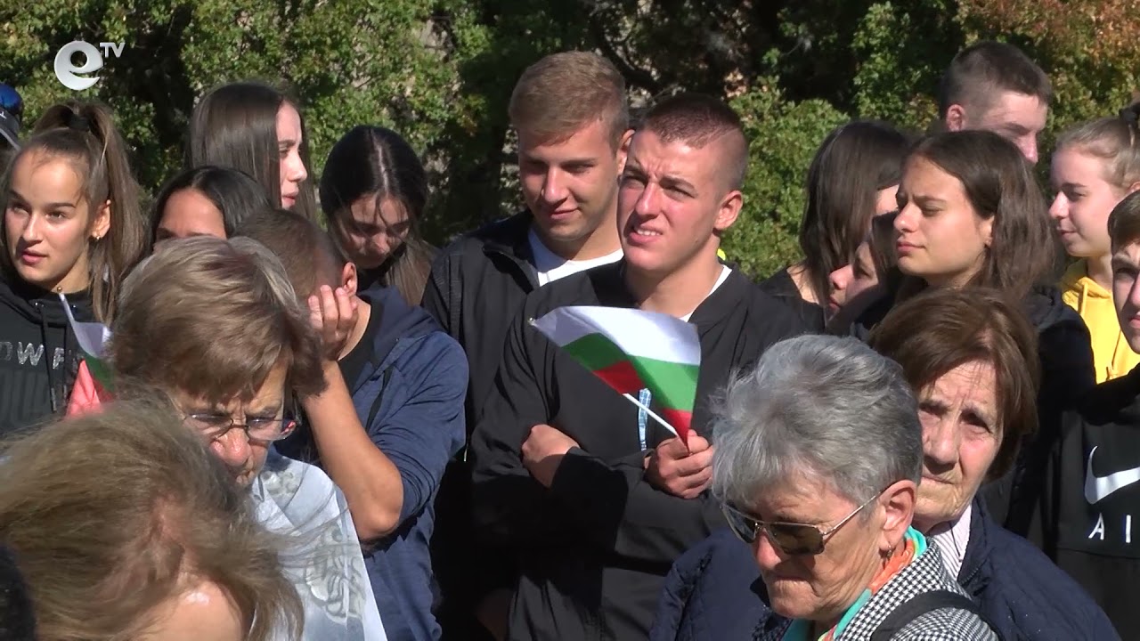 Президентът Румен Радев се включи в поклонението нa връх Шeйнoвeц