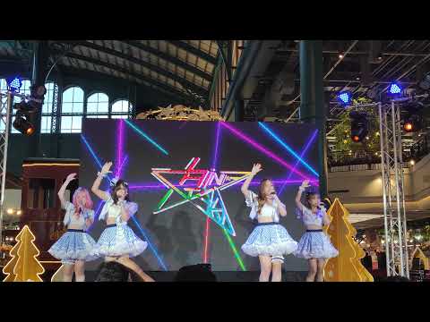 VID4508 Shining Stars - "Shidare Yanagik" Sora! Sora! Debut Stage: Reach for the Sky @Fashion Island