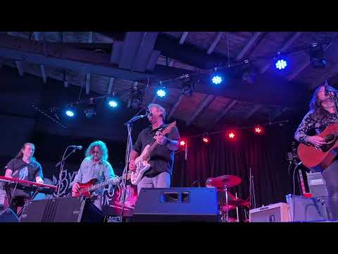 Billy Walton Band   Elkton Music Hall 06 People Talking