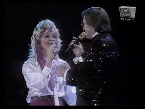 Lee Towers and Anita Meyer - Run to me 1986