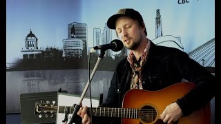 Musician Del Barber performs live in CBC Manitoba's studio