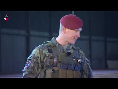 43. vp | Představení nosiče balistických plátů pro výsadkáře