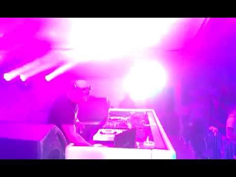 Dj T Mike live MACHAČ 2013 part 1 / Radost FX Stage / 24.8.2013 CZ