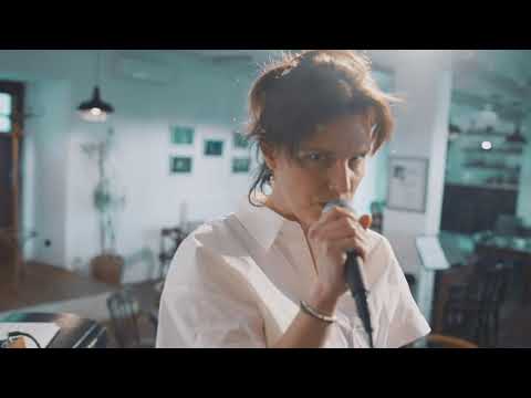 Markéta Foukalová & Martin Brunner - Holubi (Jan Zábrana) / official video