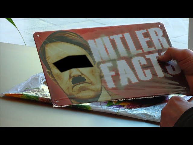 Декор с Гитлером продают в Ангарске