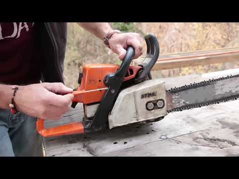 How to Adjust a Chainsaw Carburetor