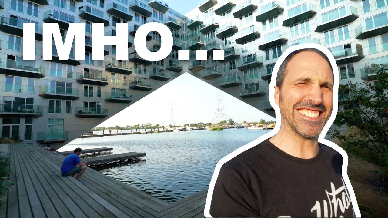 Join a tourist on an exciting video tour through the captivating Sluishuis.