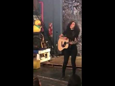 Paula Maffía - Corazón Licántropo