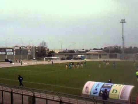 Goal Lupacchio su rigore Fortis Murgia