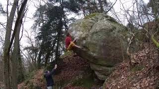 Video thumbnail of Baby Boost, 8a+. Fontainebleau