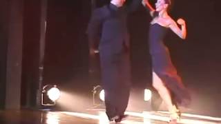 CasadeTango VietNam: Roberto Herrera y Natacha Poberaj