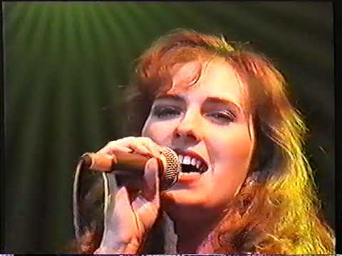 Helen Jayne McKellar - Safe - Television Broadcast - Live Performance on the Mal Pope show S4C