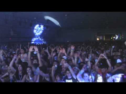 Beyond Wonderland 2010 with MsEasy & TeamEZ