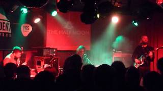 Archie Bronson Outfit - Got To Get (Your Eyes)  live @ The Half Moon, London