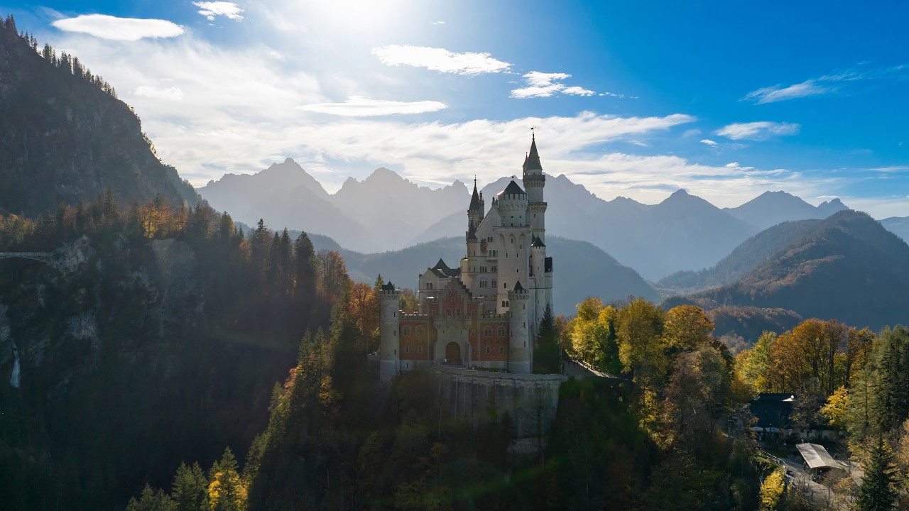 Golden Autumn at Neuschwanstein Castle (50 Minute 4K Film)
