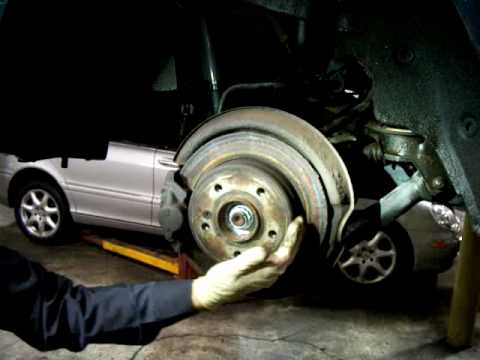 Mercedes- Benz Broken Rotor - Don't wait too long to have your brakes checked