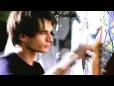 Radiohead - Idioteque { Official BBC [ 16:9 ] version }