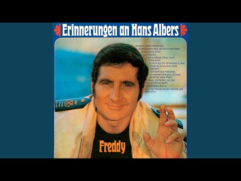 Ganz dahinten, wo der Leuchtturm steht