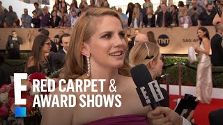 What Anna Chlumsky Learns From Julia Louis-Dreyfus on "Veep" | E! Live from the Red Carpet