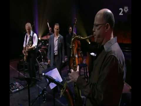 Undun by Kurt Elling