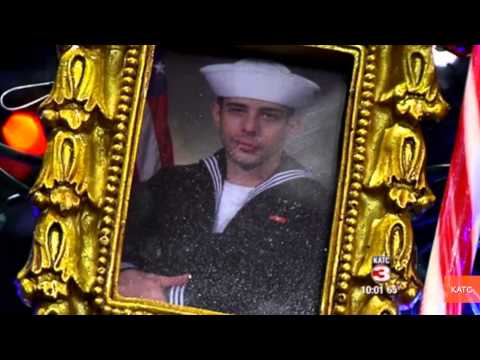 Homeowners Association Tells Soldier's Family to Take Down Welcome Home Sign